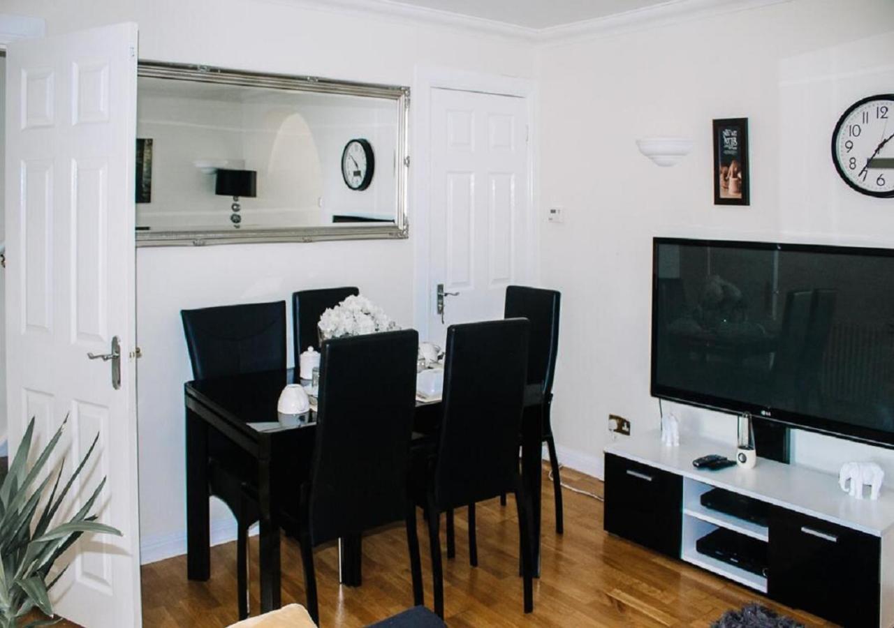 Home To Home Stay Apartment Glasgow Extérieur photo